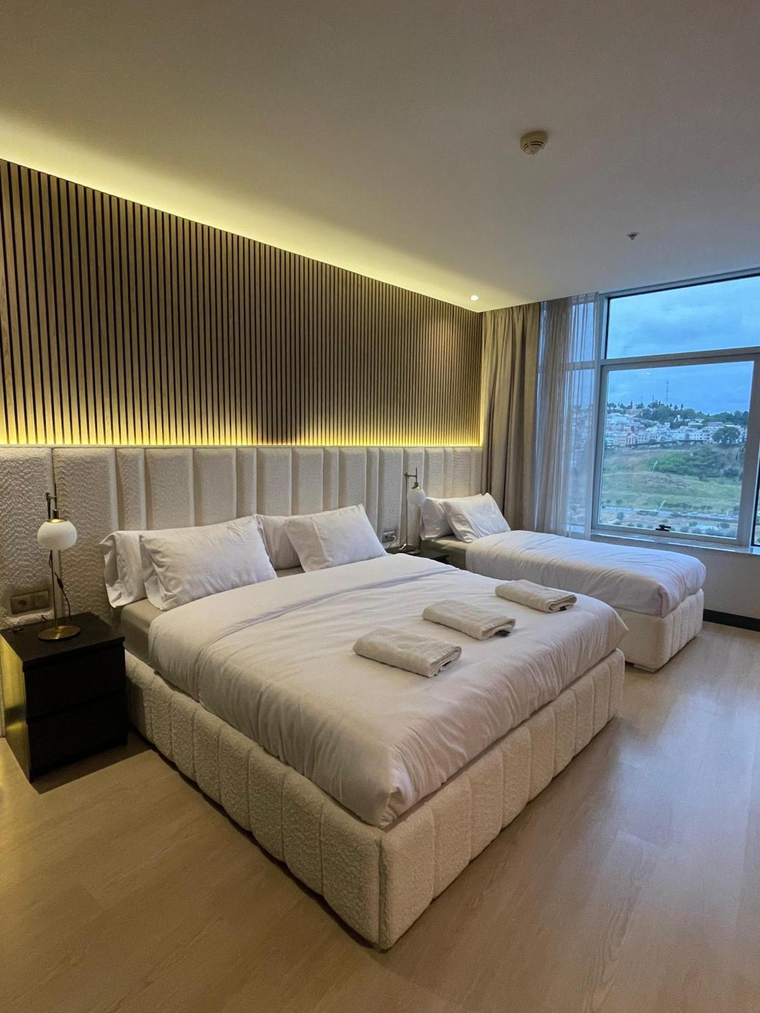 شقة Tanger Hilton Penthouse 15 المظهر الخارجي الصورة